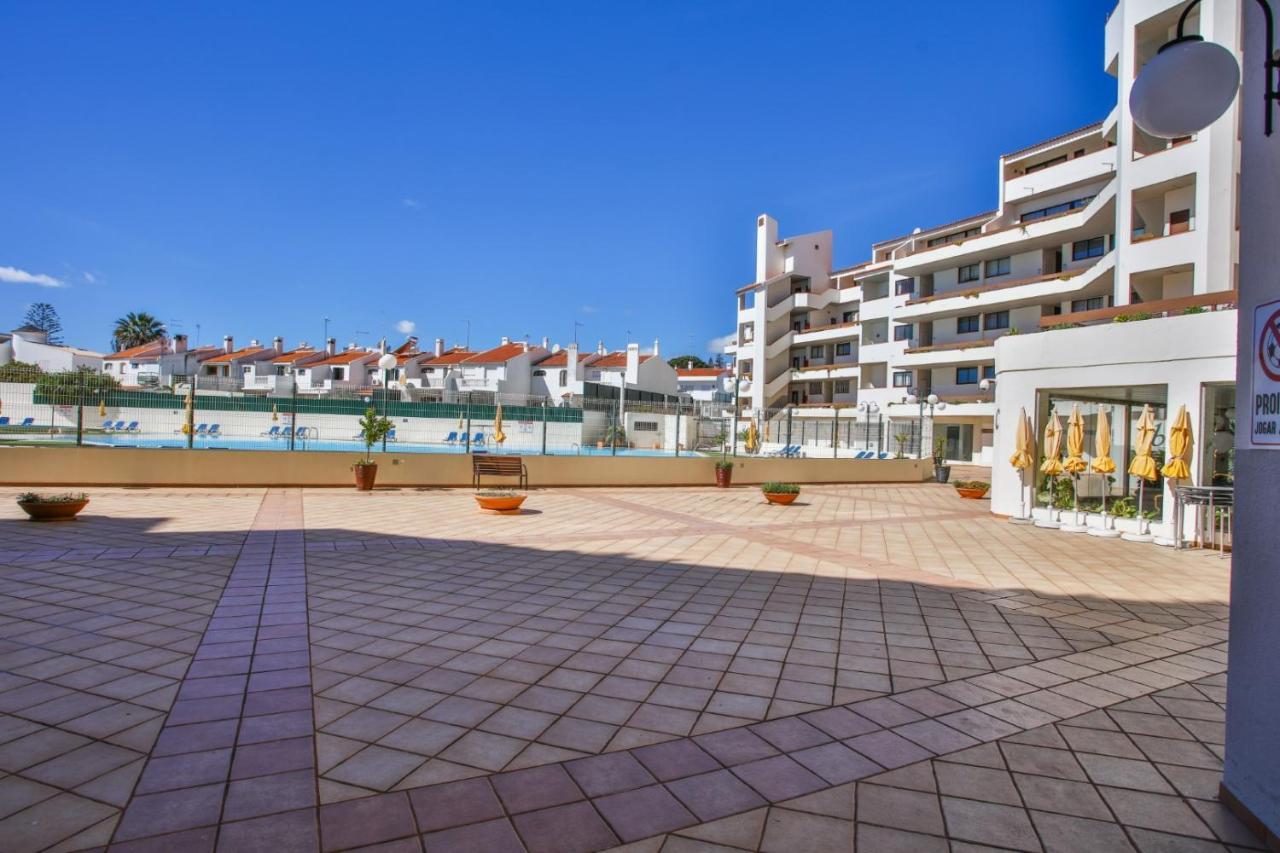 Luxe Condo With Pool, Airco And Seaview Balcony - Go4Portugal - Albufeira Ngoại thất bức ảnh